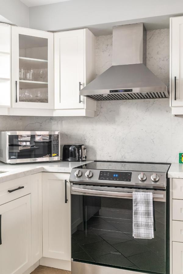 Luxury 3Br House With Bbq By Globalstay 토론토 외부 사진